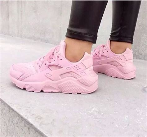 nike huarache damen schwarz pink|bright pink nike huaraches cheap.